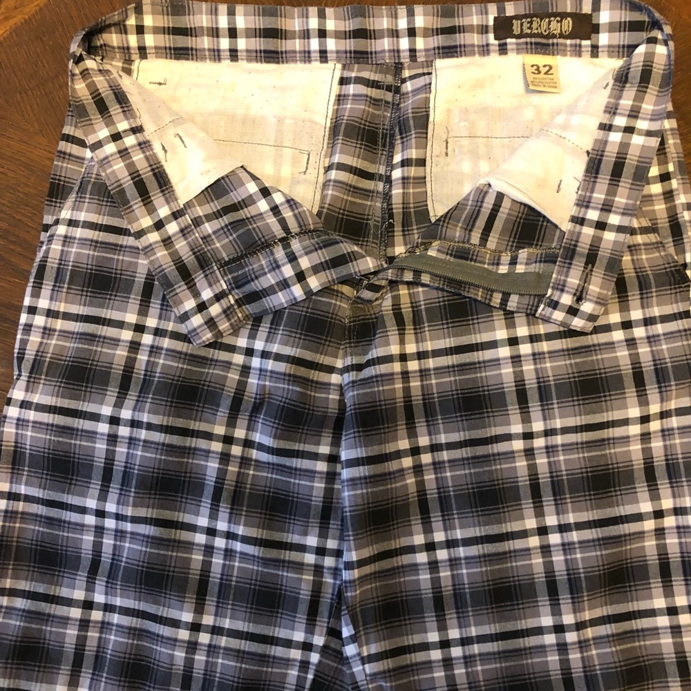 Men’s 32w shorts